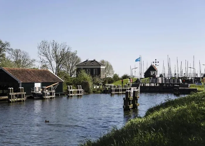 Bed & Breakfast Unique B&b, In The Historic Centre Of Edam